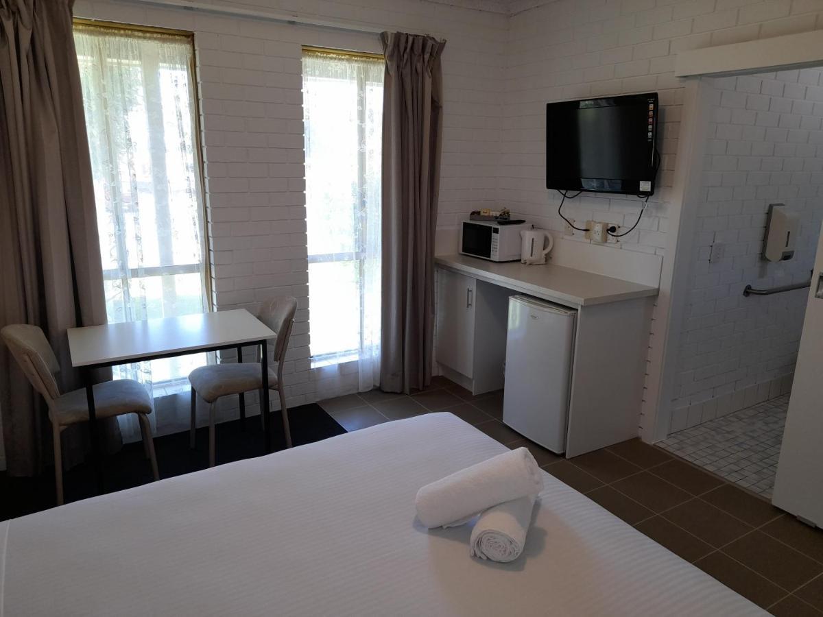 Junction Motel Wagga Уогга-Уогга Экстерьер фото
