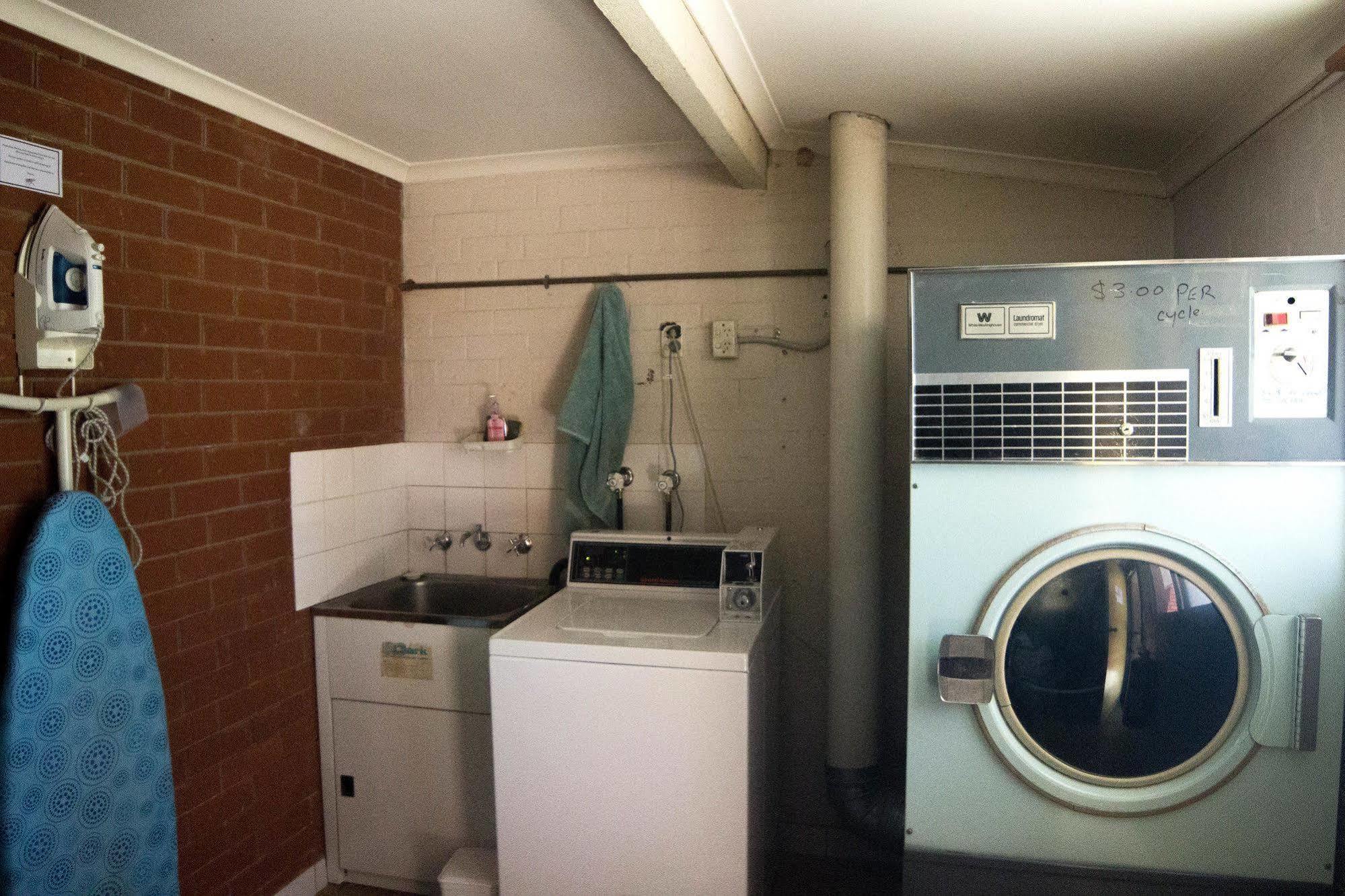 Junction Motel Wagga Уогга-Уогга Экстерьер фото