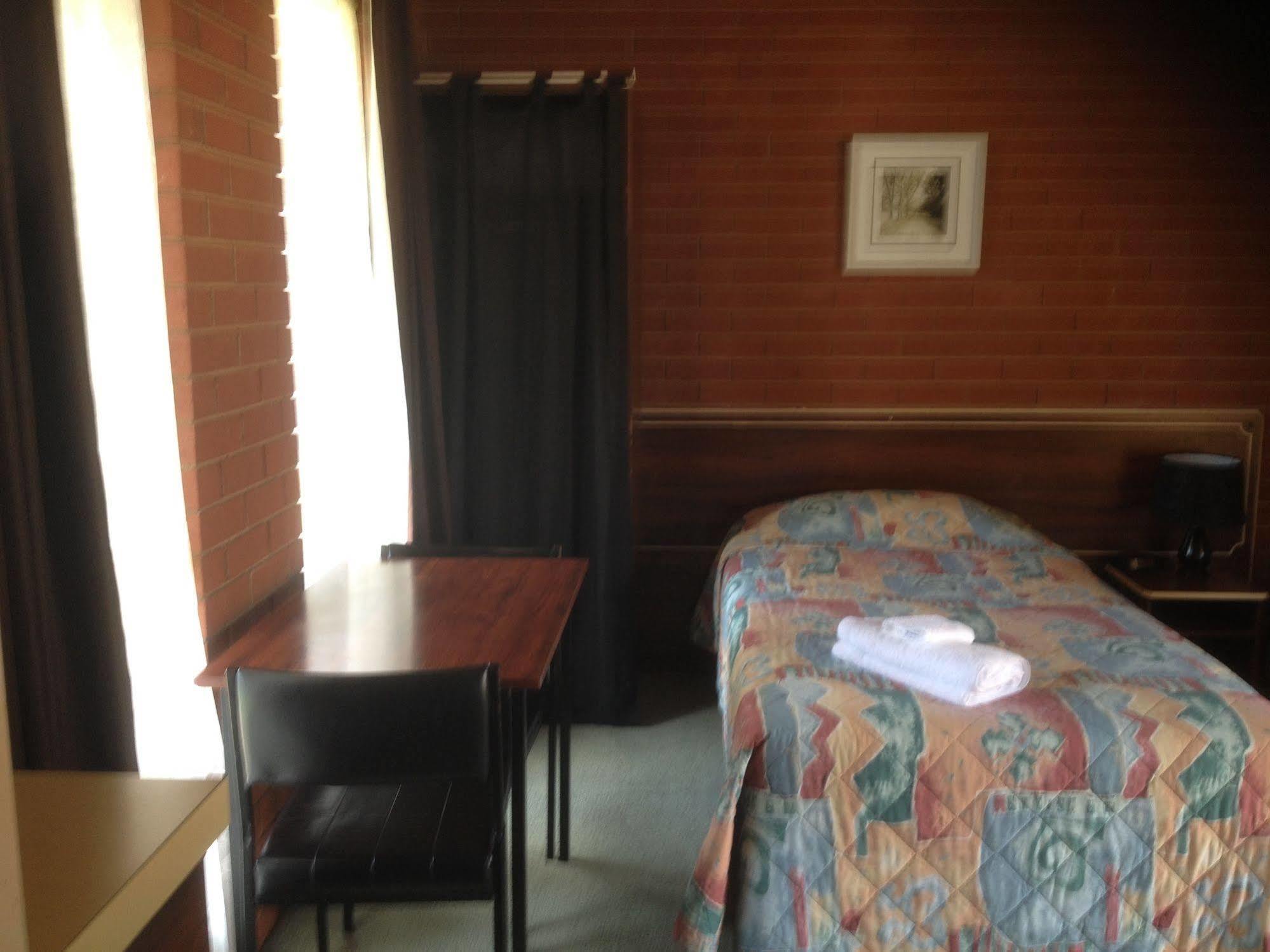 Junction Motel Wagga Уогга-Уогга Экстерьер фото